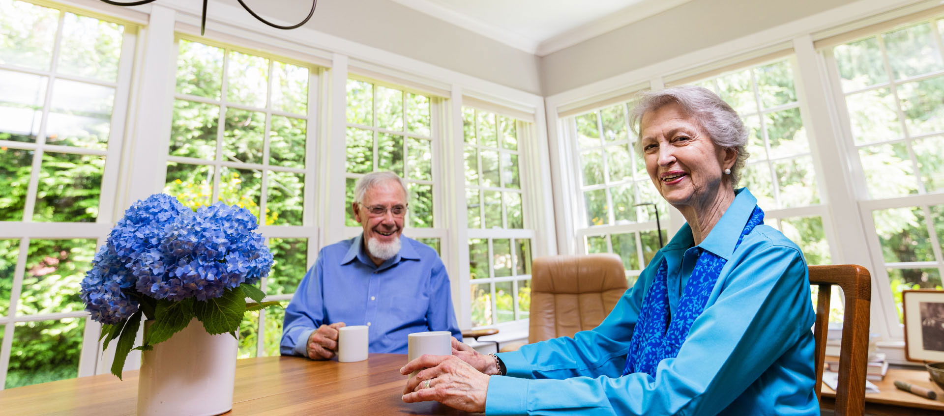 Couple drinking coffee